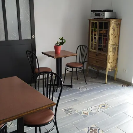 Entre Terre Et Le Bois 度假居