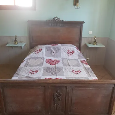 Entre Terre Et Le Bois 度假居